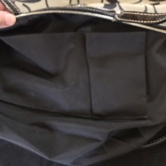 HP👜🎉 Coach Signature Striped Tote Gray / Black - Picture 8 of 8